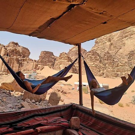 Martian Desert Camp Wadi Rum Ngoại thất bức ảnh