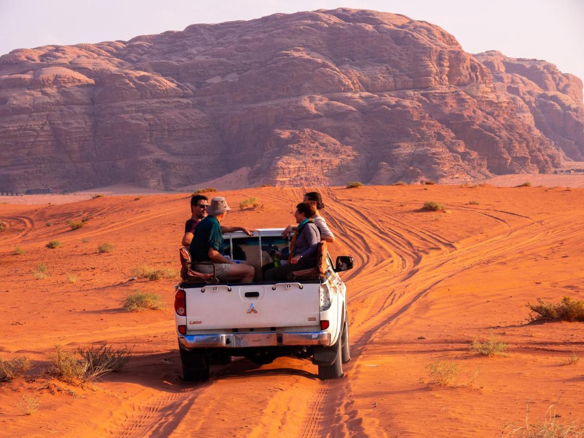 Martian Desert Camp Wadi Rum Ngoại thất bức ảnh