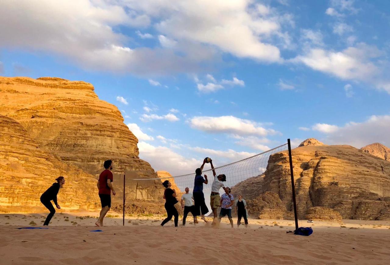 Martian Desert Camp Wadi Rum Ngoại thất bức ảnh
