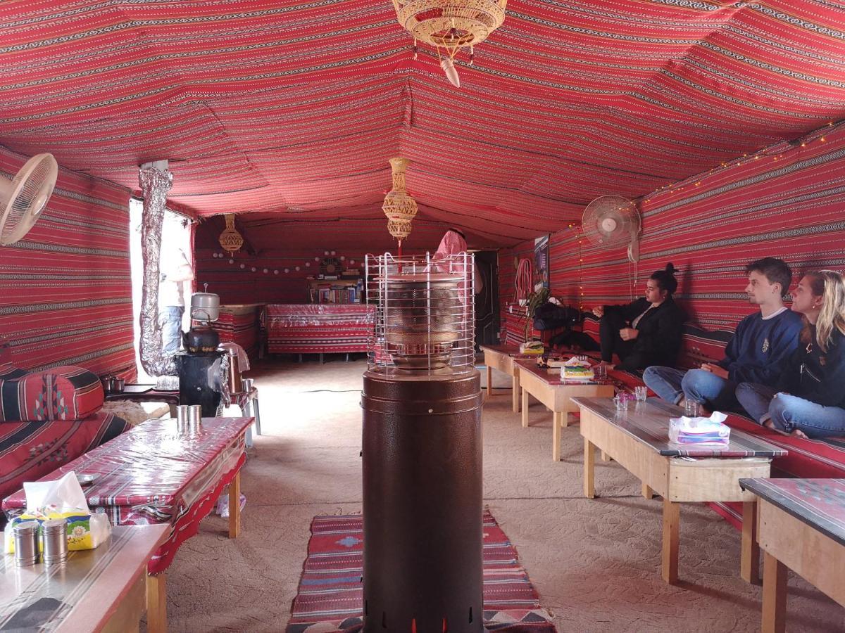 Martian Desert Camp Wadi Rum Ngoại thất bức ảnh