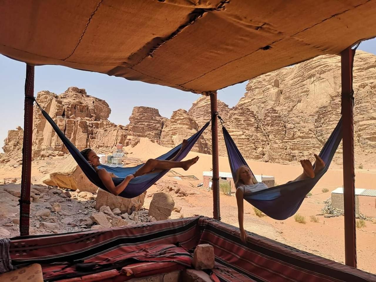 Martian Desert Camp Wadi Rum Ngoại thất bức ảnh
