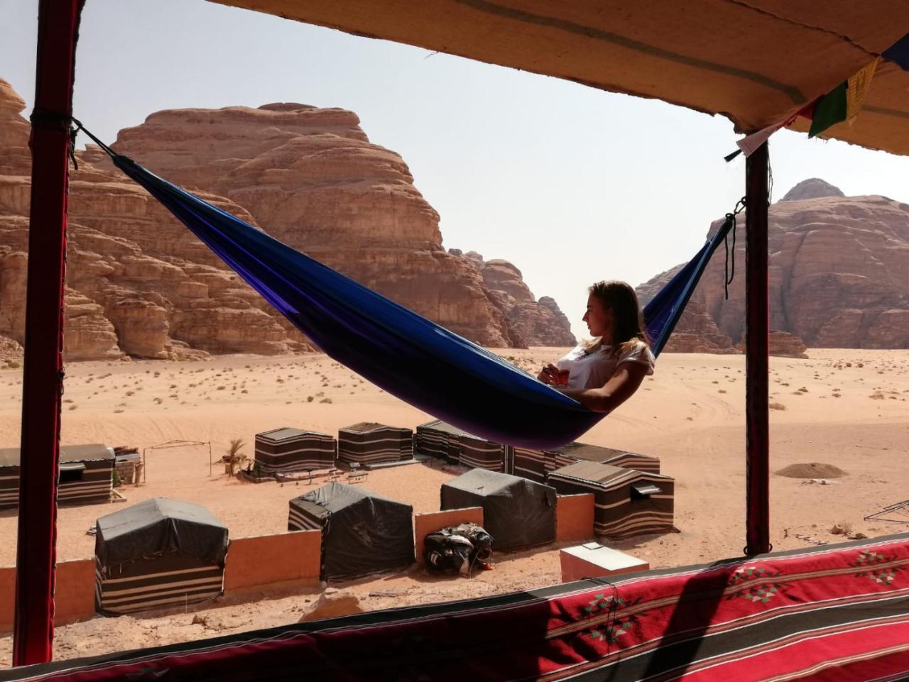 Martian Desert Camp Wadi Rum Ngoại thất bức ảnh