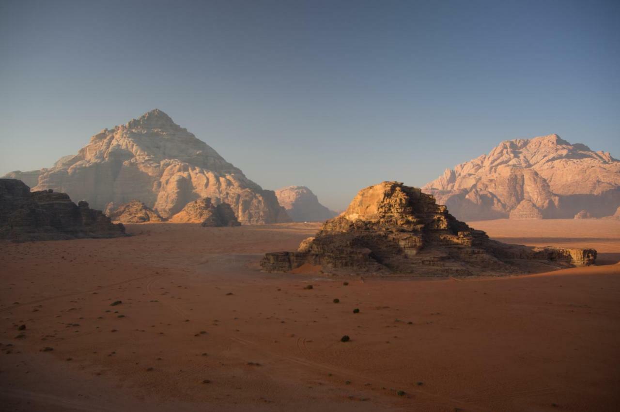 Martian Desert Camp Wadi Rum Ngoại thất bức ảnh
