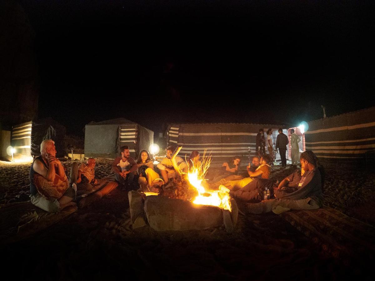 Martian Desert Camp Wadi Rum Ngoại thất bức ảnh