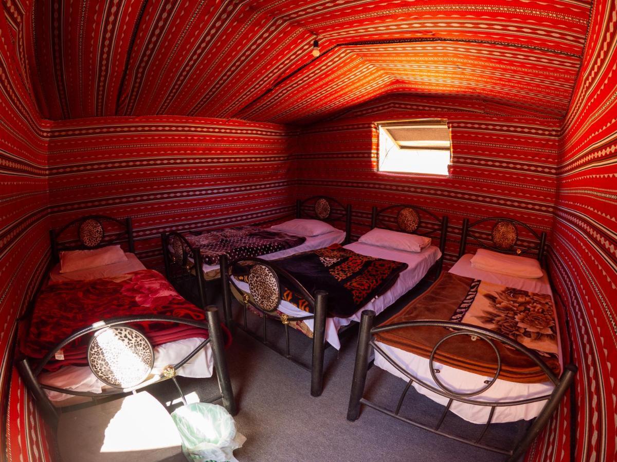 Martian Desert Camp Wadi Rum Ngoại thất bức ảnh