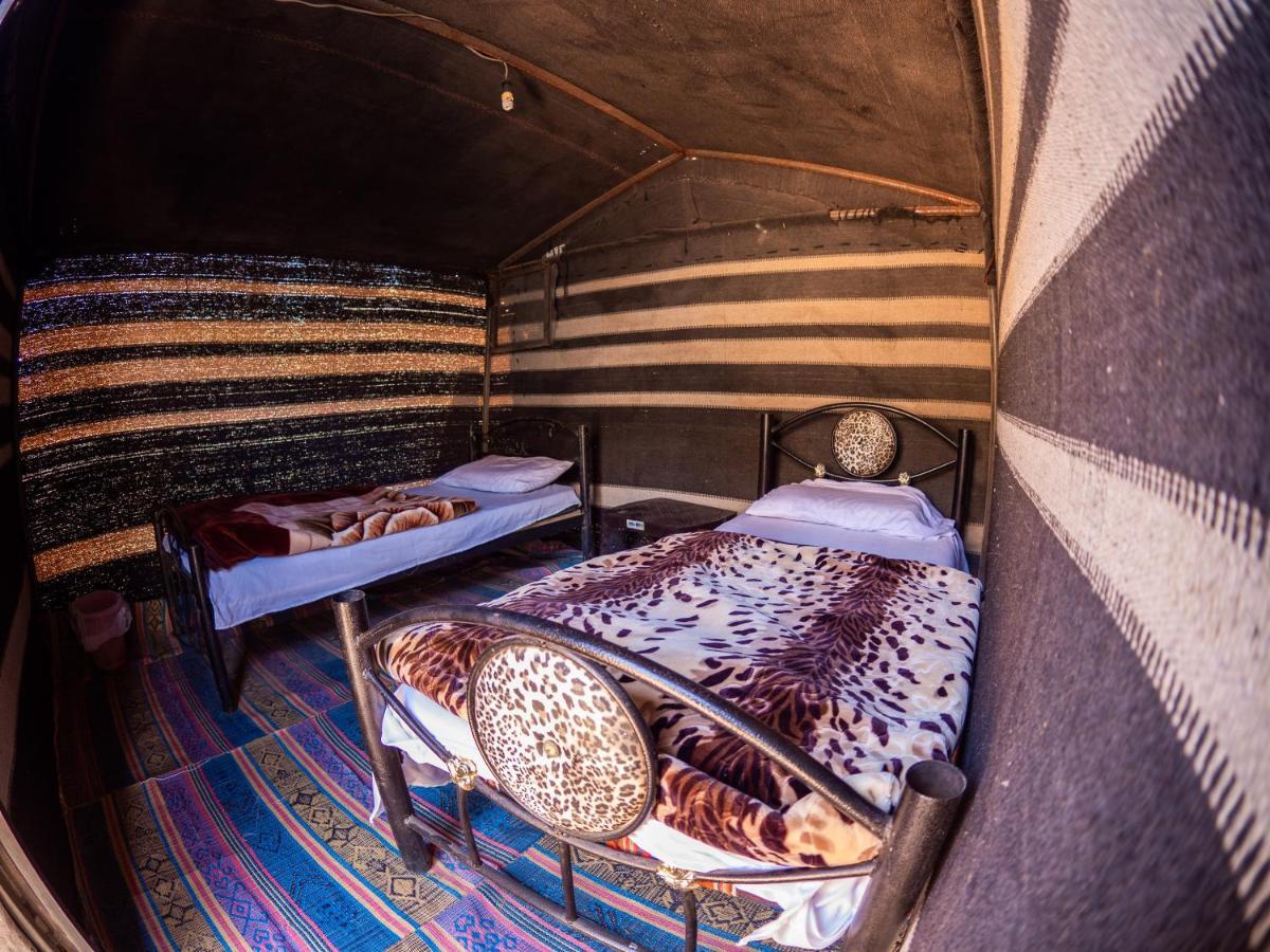 Martian Desert Camp Wadi Rum Ngoại thất bức ảnh